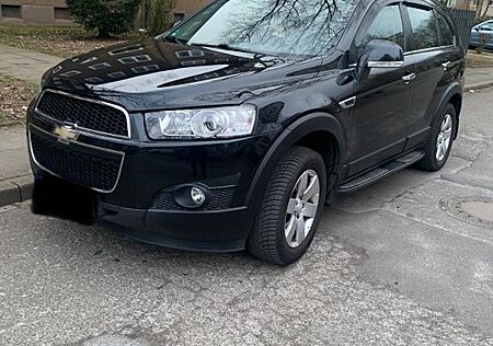Chevrolet Captiva 2.4 LT 2WD 7-Sitzer LT