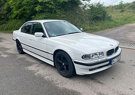 BMW 728i - Schalter