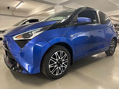 Toyota Aygo x-clusiv Style Selection /Leder/CarPlay/1.H