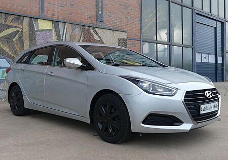 Hyundai i40 cw blue Classic/Anhängerkupplung/Scheckheft!