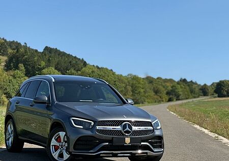 Mercedes-Benz GLC 300 d 4Matic/AMG/LED/Pano/Digital/AHK/Kamera