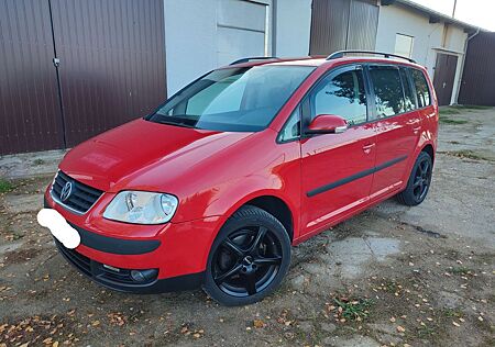 VW Touran Volkswagen 1.9 TDI 74kW Highline