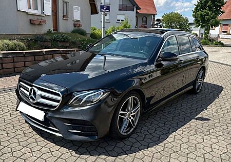 Mercedes-Benz E 220 AMG Head up display Full Ausstattung