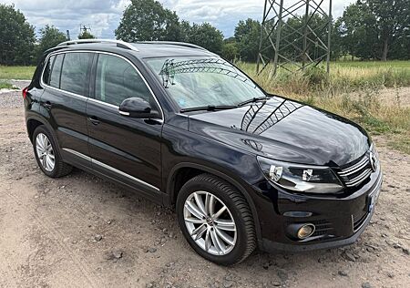 VW Tiguan Volkswagen 2.0 TDI - 2012 - ParkPilot, CarPlay u.v.m