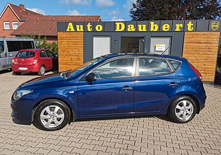 Hyundai i30 1,4+Klima+M&S+EFH+ZV/FB+PDC+Garantie
