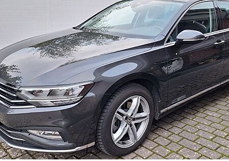 VW Passat Variant Volkswagen 1.5 TSI OPF DSG Elegance AHK