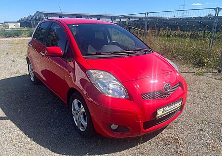 Toyota Yaris Edition TÜV&SERVICE NEU Allwetterreifen