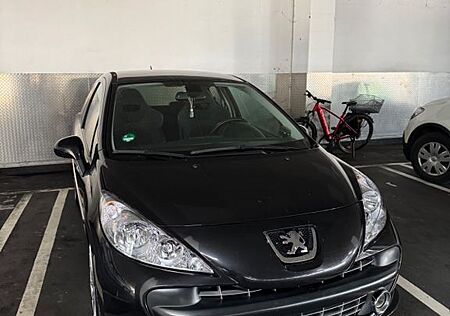 Peugeot 207 CC Active 155 THP Active