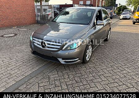 Mercedes-Benz B 200 CDI*AUTOMATIK*NAVI*XENON*LEDER*ABSTAND*