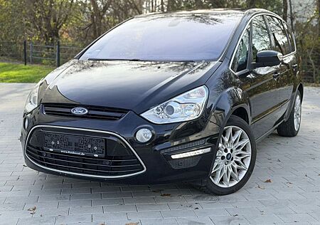 Ford S-Max Titanium PANO*BIXENON*AUT*PDC