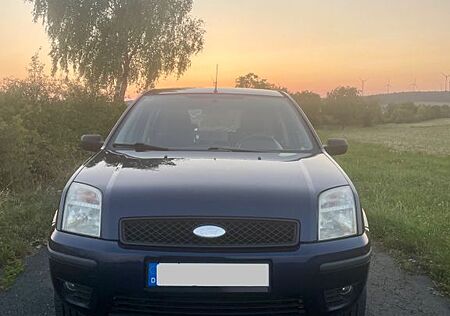Ford Fusion 1,4 TDCi + TÜV + Service + AHK