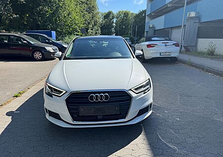 Audi A3 1.4 TFSI cod ultra S tronic Sportback -