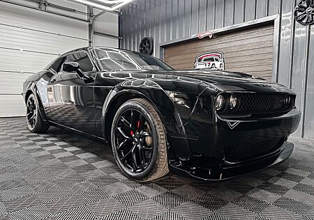 Dodge Challenger 5.7 HEMI R/T WIDEBODY