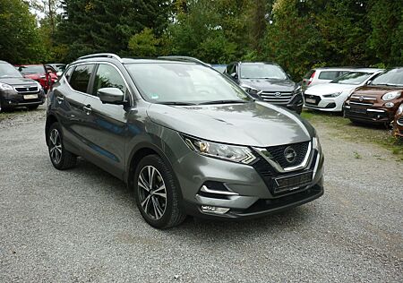Nissan Qashqai Acenta* Teilleder* Navi* Pano*