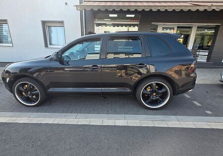 Porsche Cayenne S Pano pdc klima Tüv 2 22 Zoll