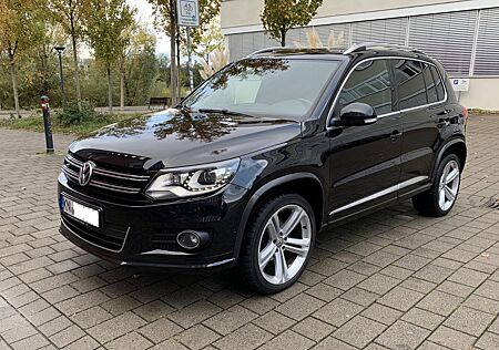 VW Tiguan Volkswagen 2.0 TDI SCR DSG 4MOT BMT LOU Track & ...