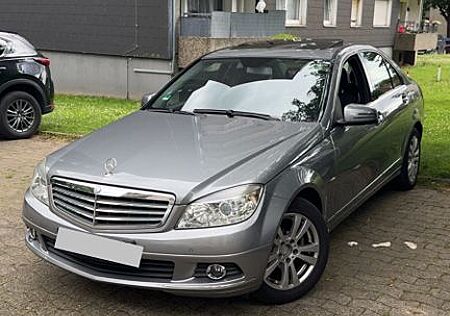 Mercedes-Benz C 180 Mercedes C180 Kompressor BlueEfficiency