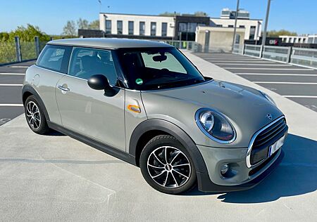 Mini ONE , Automatik, Navi,PDC,Carplay