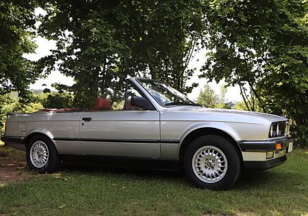 BMW 325i E30 Cabrio Deutsches Fahrzeug mit Historie