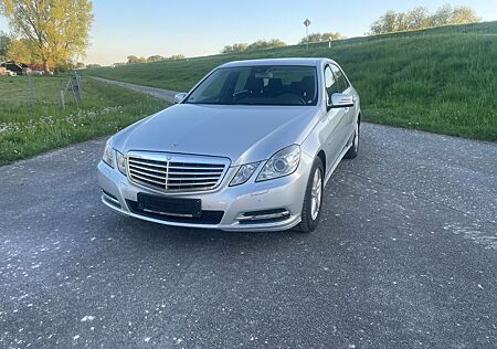 Mercedes-Benz E 250 BlueEFFICIENCY -