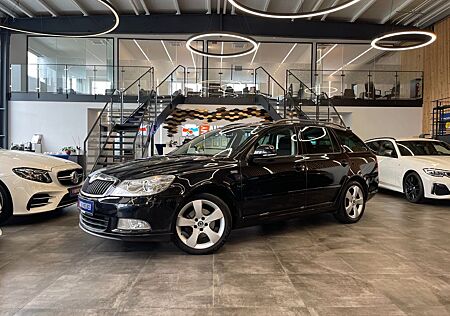 Skoda Octavia Combi Sport Edition 1.8 TSI Aut. *XENON*