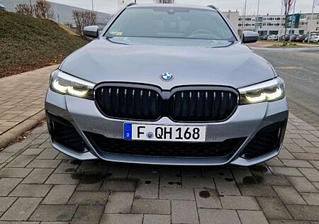 BMW 530d x Touring M-Sport/StHz/Head-up/ Nappa/Pano