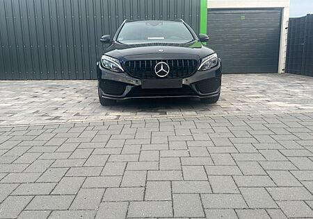 Mercedes-Benz C 400 4MATIC T Autom. -