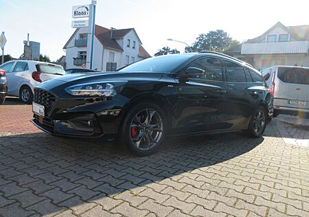 Ford Focus Turnier ST-Line X