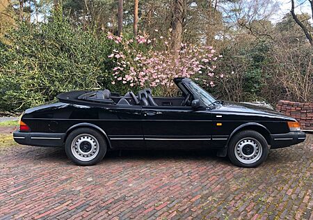 Saab 900 Cabrio mit H-Kennzeichen