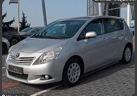 Toyota Verso RFK. Temp. 7-Sitzer.