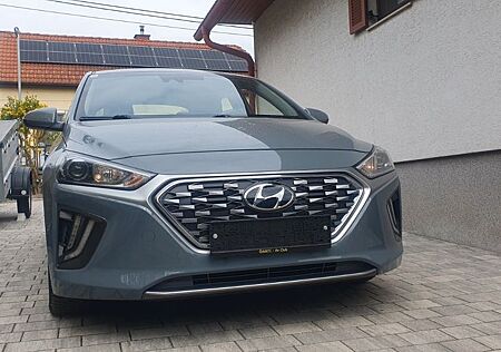 Hyundai Ioniq 1.6l GDi HYBRID -