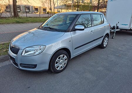 Skoda Fabia 1.6l Benzin, AUTOMATIK, KLIMA.