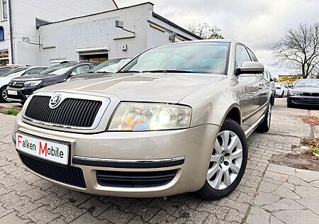 Skoda Superb Automatik + Leder + Klima + Navi