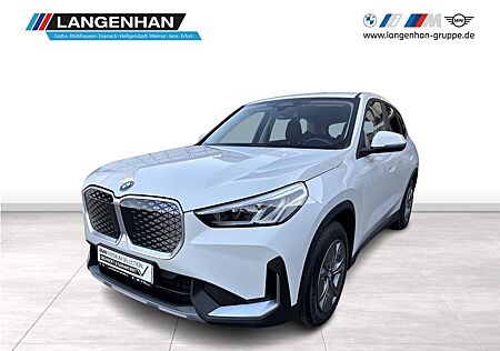 BMW iX1 xDrive30 LED LC Plus RFK DAB SHZ PDC Tempo