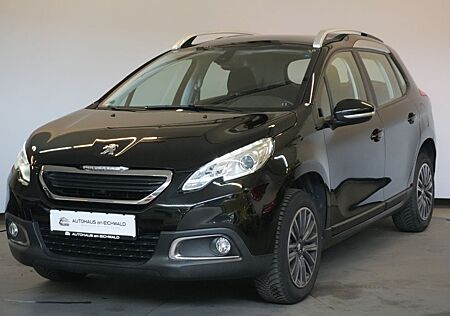 Peugeot 2008 1.2 VTi Active AHK PDC