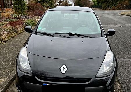 Renault Clio Dynamique 1.2 16V TCE Eco2 Dynamique