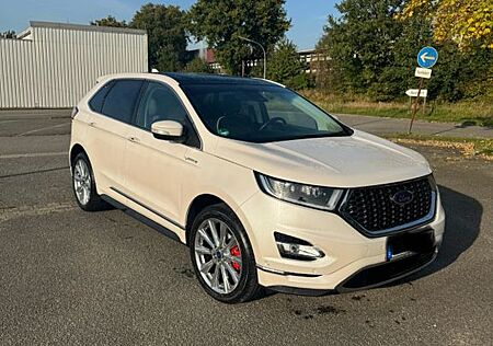 Ford Edge 2,0 4x4 Vignale Pano AHK 8fachB. Garantie