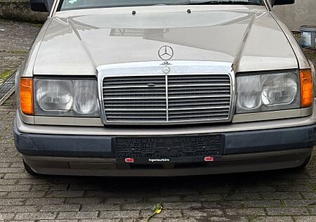 Mercedes-Benz 230 gebraucht kaufen Mercedes-Benz 230