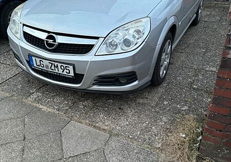 Opel Vectra 2.2 DIRECT Automatik -