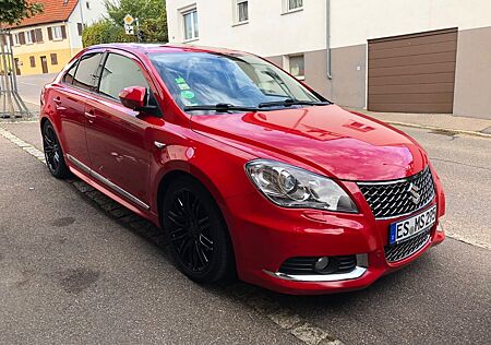 Suzuki Kizashi 2.4 SPORT CVT Allrad SPORT Limousine