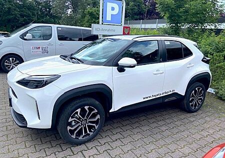 Toyota Yaris Cross Hybrid 130 1.5 VVT-i Team Deutschlan