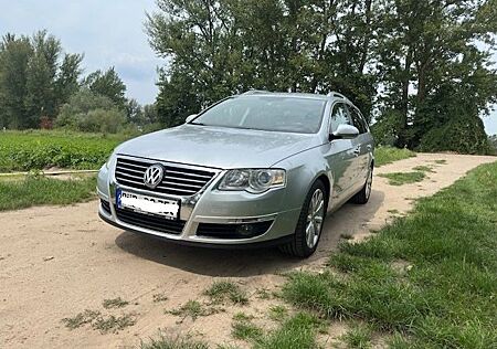 VW Passat Variant Volkswagen 2.0 TDI Highline*1. Hand*TÜV neu*
