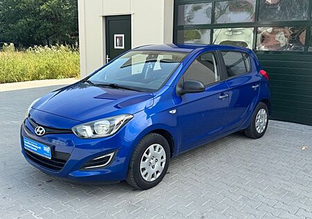 Hyundai i20 FIFA World Cup Edition,Klima,Tüv+Au Neu