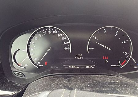 BMW 530d xDrive Touring A -