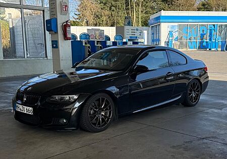 BMW 335i Coupé -
