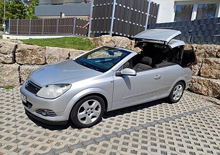 Opel Astra H Twin Top 1,6