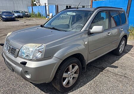 Nissan X-Trail Elegance