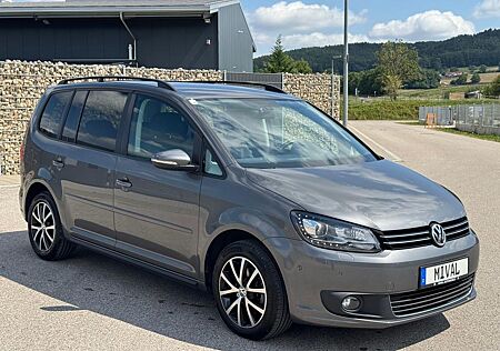 VW Touran Volkswagen 1.6 TDI DPF Comfortline BMT Karat Xenon