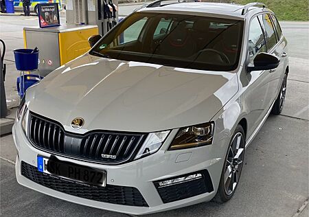 Skoda Octavia 2.0 TSI DSG