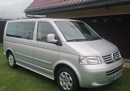 VW T5 Multivan Volkswagen wenig Kilometer Top Zustand